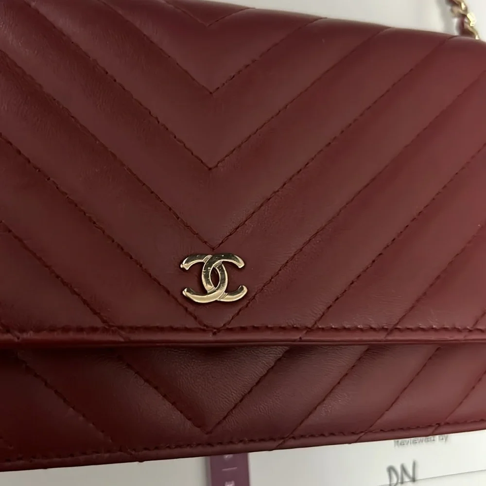 CHANEL amazing nothing